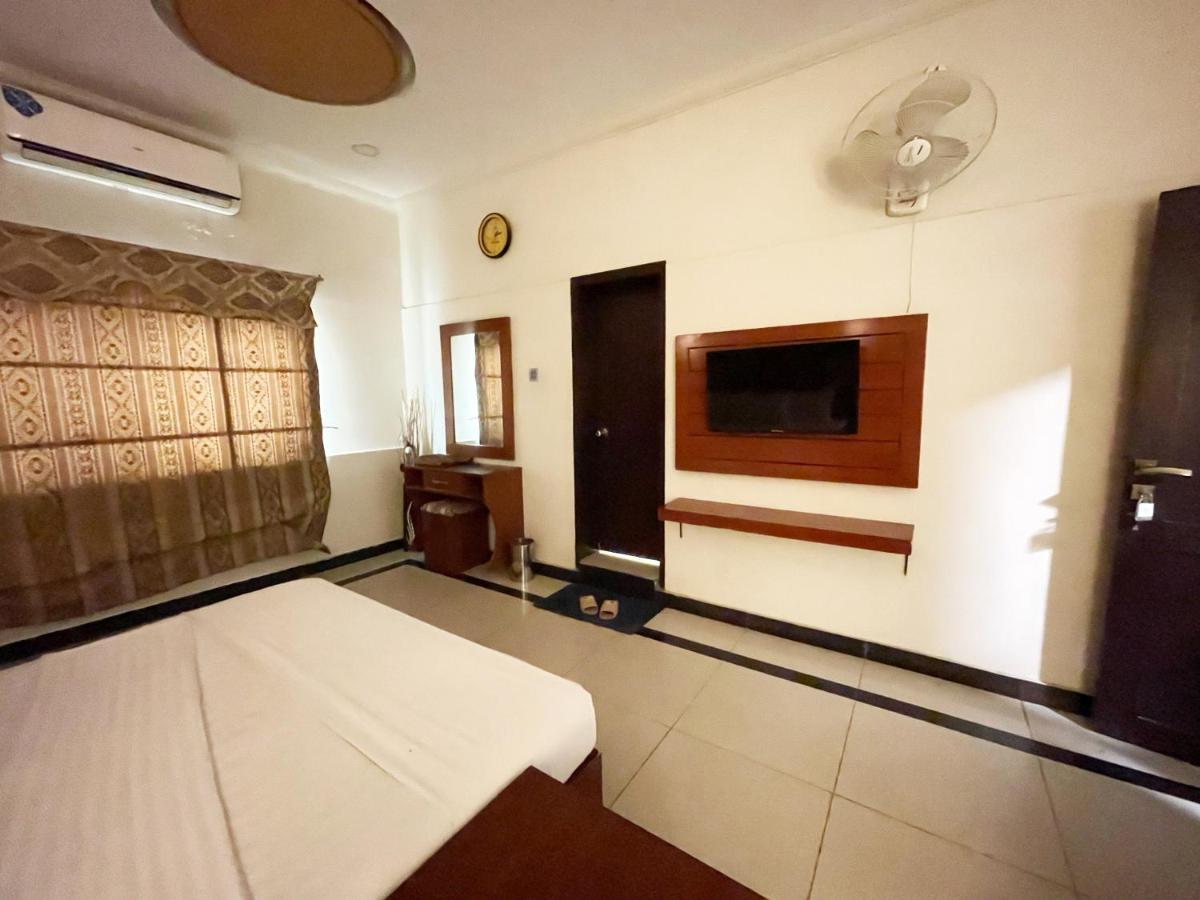 Hotel Multán Kültér fotó